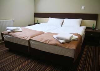 Отель Aviator Hotel & Spa Кельце Двухместный номер с 1 кроватью или 2 отдельными кроватями-3